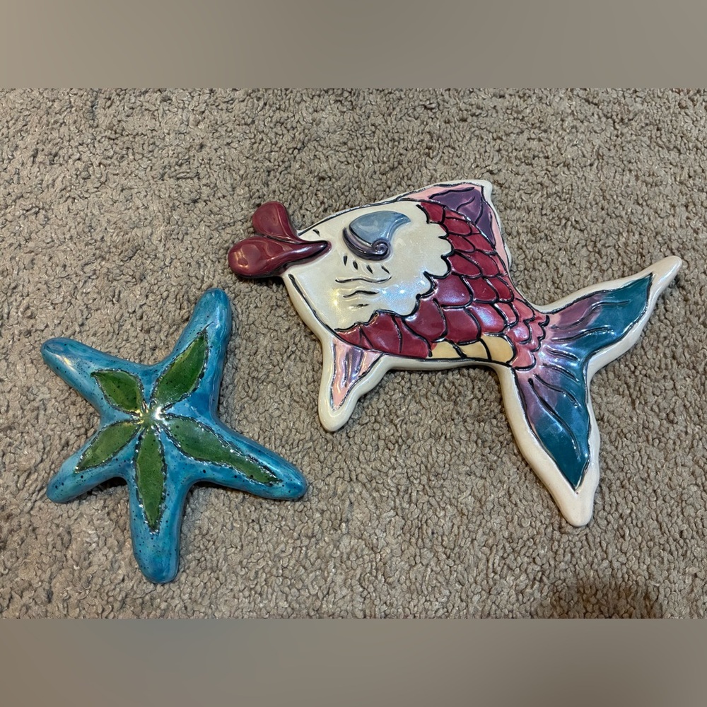 Blue Sky 2000 Heather Goldminc Small Pink Kissy Lips Fish Sea Star Wall Hanging